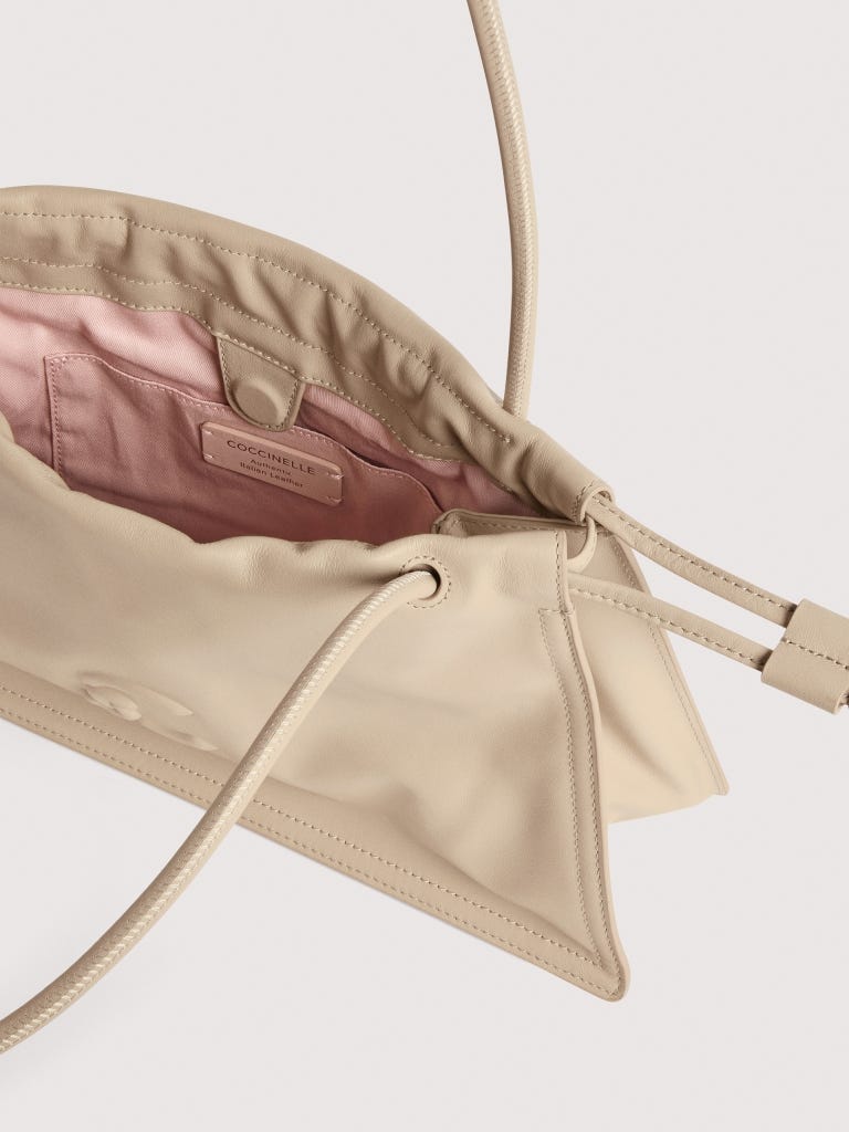 Coccinelle Dulse Medium - Sandshell