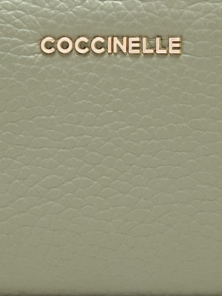 Coccinelle Metallic Small - Greenery